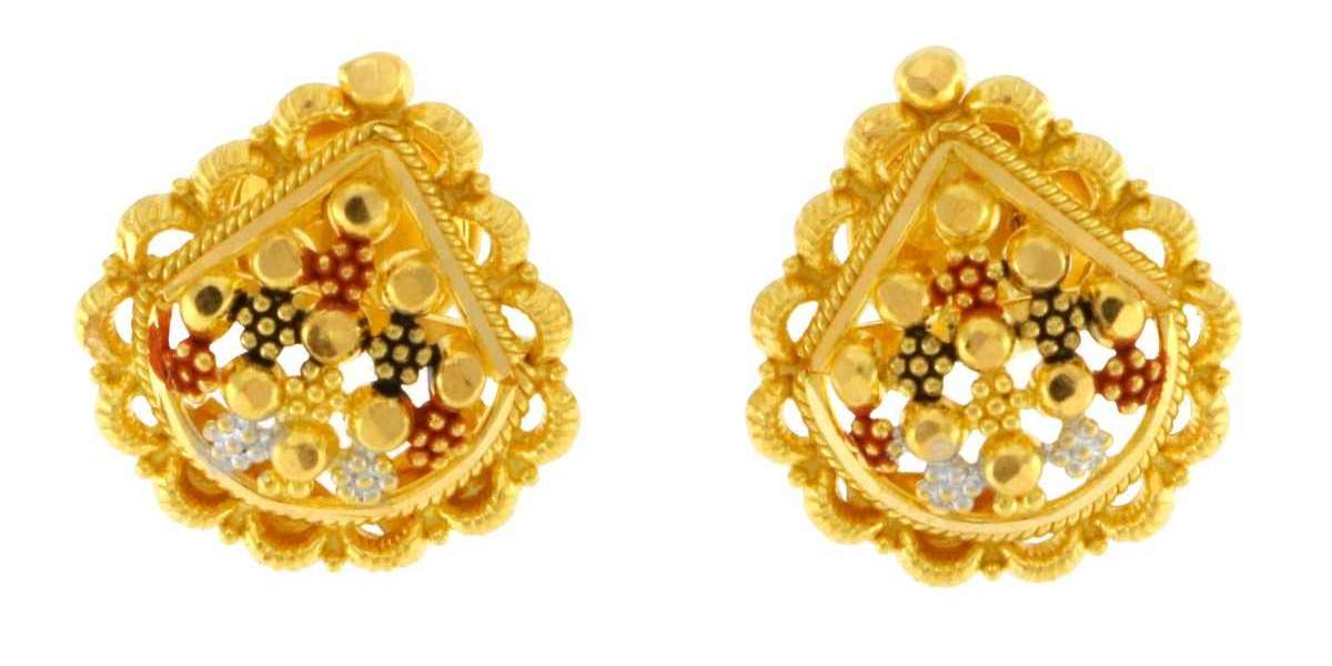 The Enduring Charm of 22ct Gold Stud Earrings