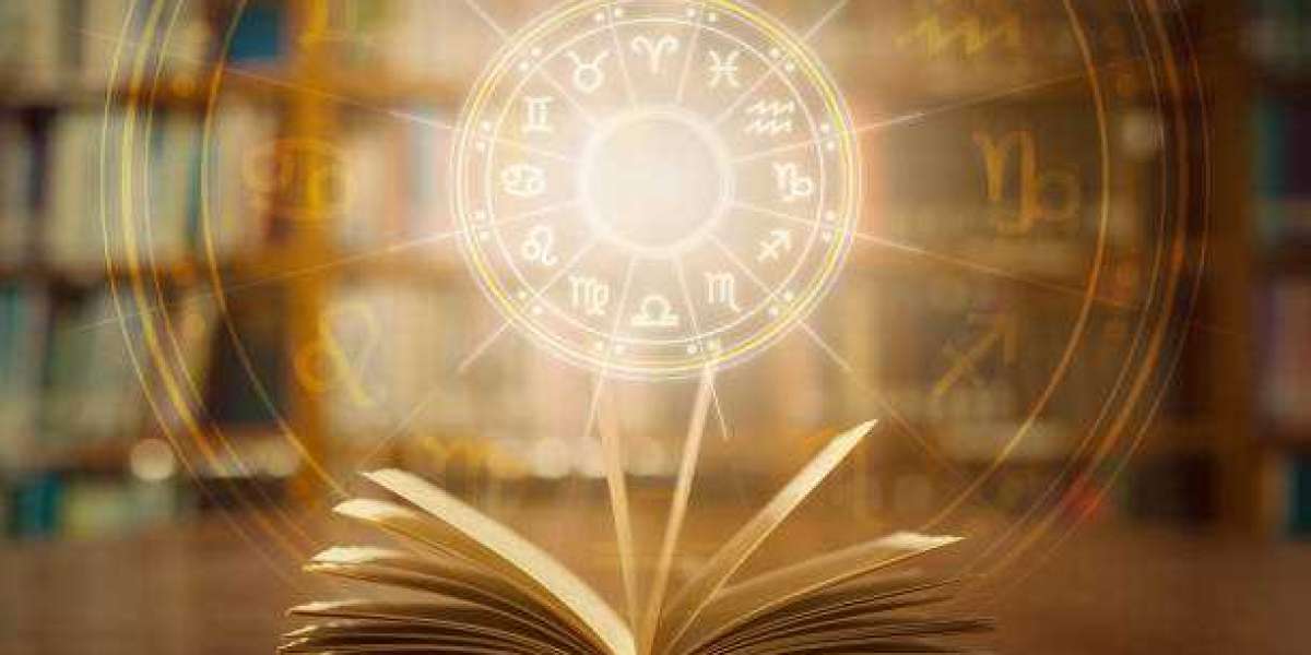 How to Find the Best Astrologer Near You