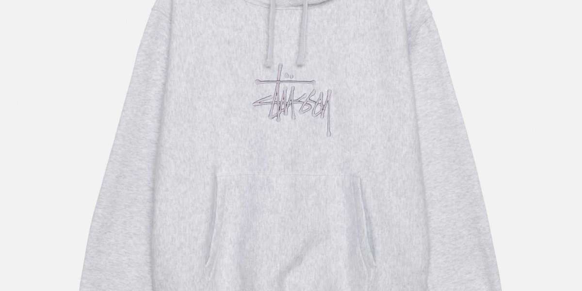 How Will Stussy Store Officials Redefine Street Style with the SP5DER Hoodie?