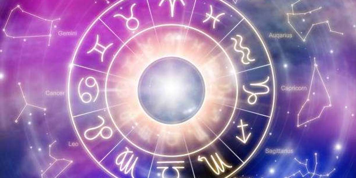 Trusted Astrologer in Ahmedabad for Accurate Predictions