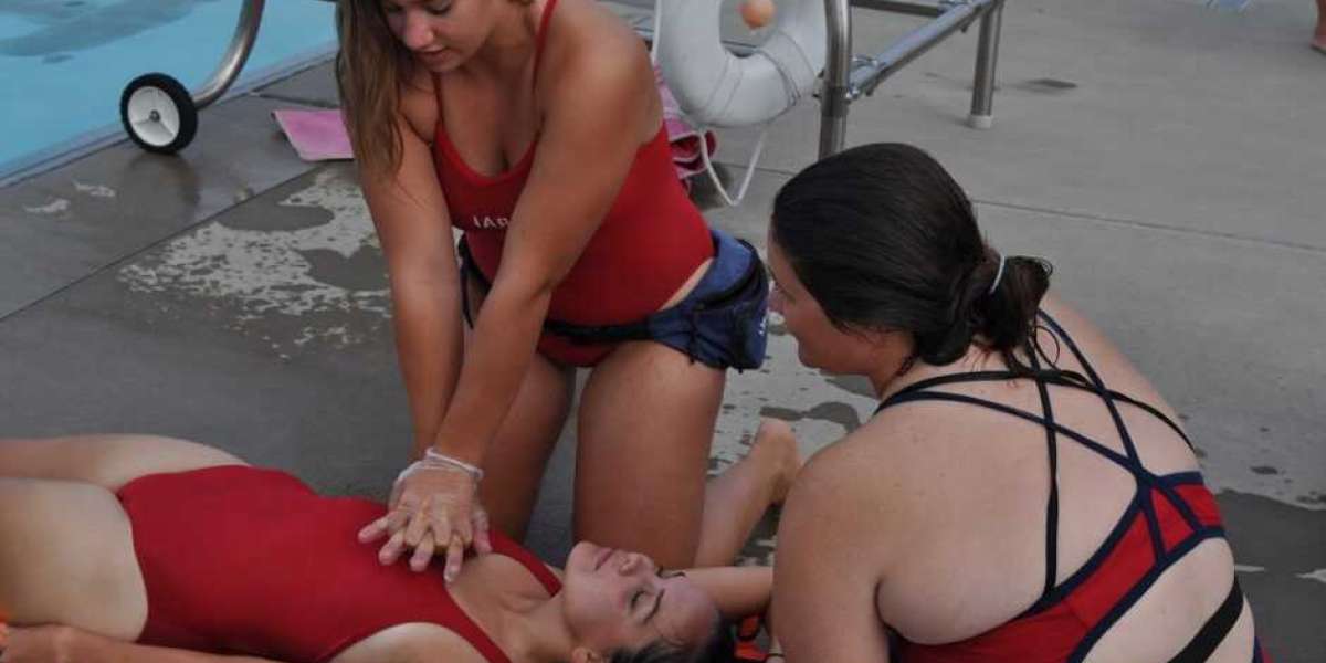 Mastering Lifeguard Training: Your Guide to Lifesaving Skills