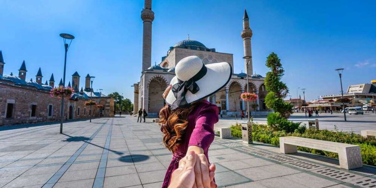 Holiday to Istanbul: Explore the City’s Rich History with Exclusive Deals from Woking Travel