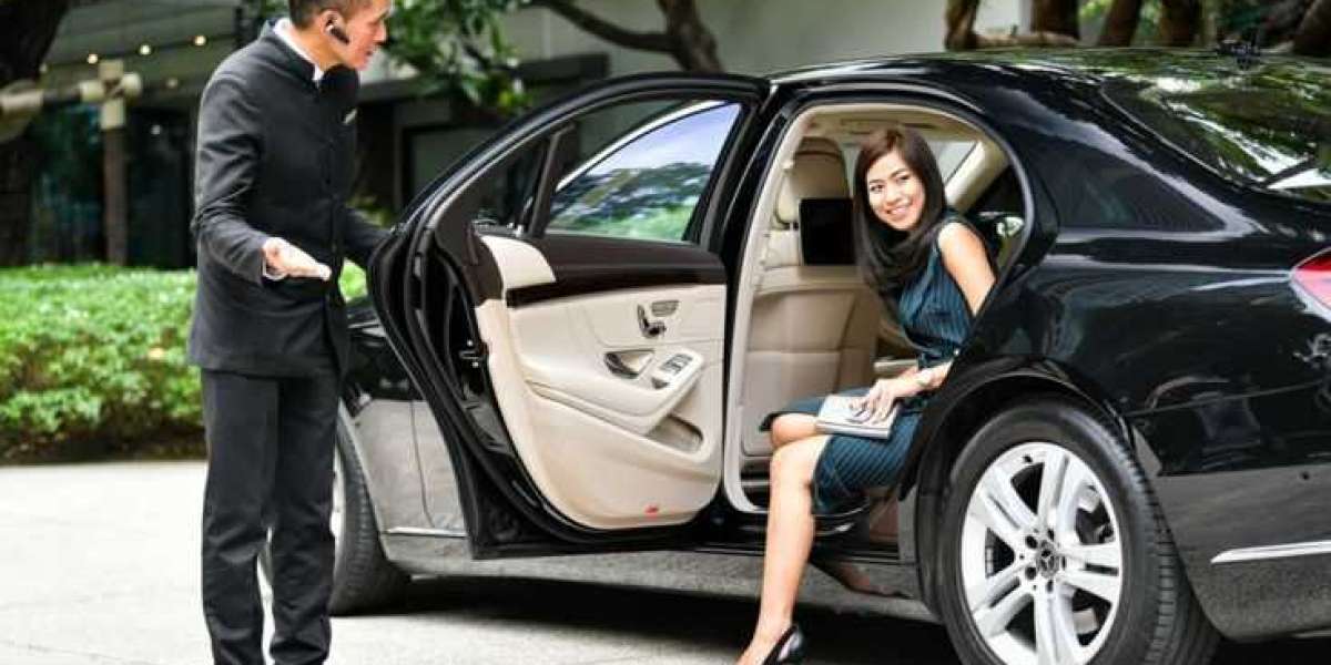Are UK Airport to City Taxi Services Worth It?